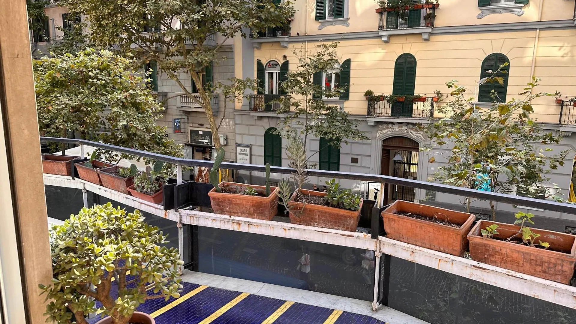 Apartment Civico 120 - Vomero City View - My Place Naples Italy